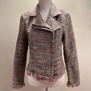 Cupcakes and Cashmere zip up blazer with fringe. Excellent condition, size small